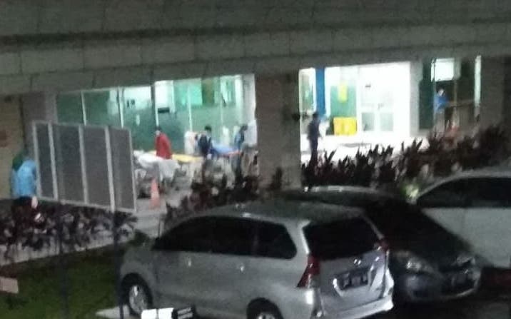 Pasien Meluber Hingga ke Lobi Rumah Sakit BP Batam 