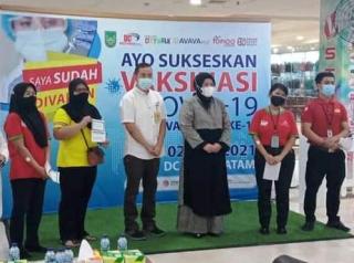 1.600 Pekerja DC Mall Batam Disuntik Vaksinasi Covid-19