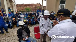 Bupati Rafiq Geber 30 Persen Target Vaksinasi Covid di Karimun Juni 2021