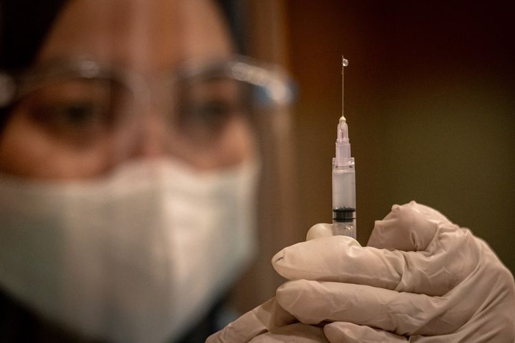 Pemprov Kepri Mulai Sasar Target Vaksin Usia 12-17 Tahun