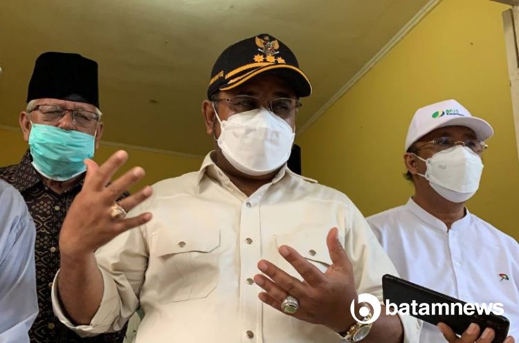 Aunur Rafiq Targetkan Vaksinasi 30 Ribu Pelajar Karimun Selesai dalam 3 Pekan
