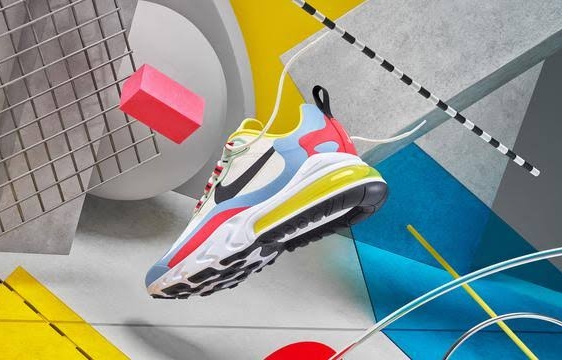 10 Brand Sneakers Terpopuler di Dunia, Nike Juara!