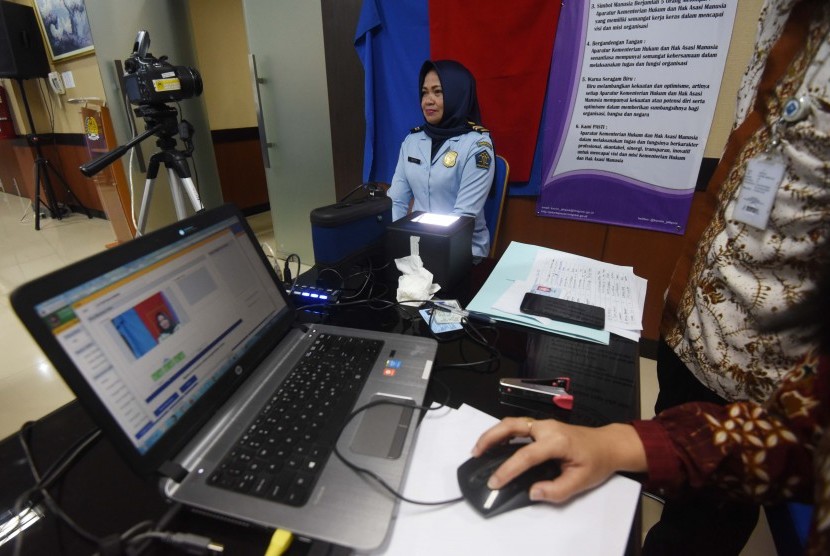 Disduk Batam Batasi Jam Urus KTP dan Akta