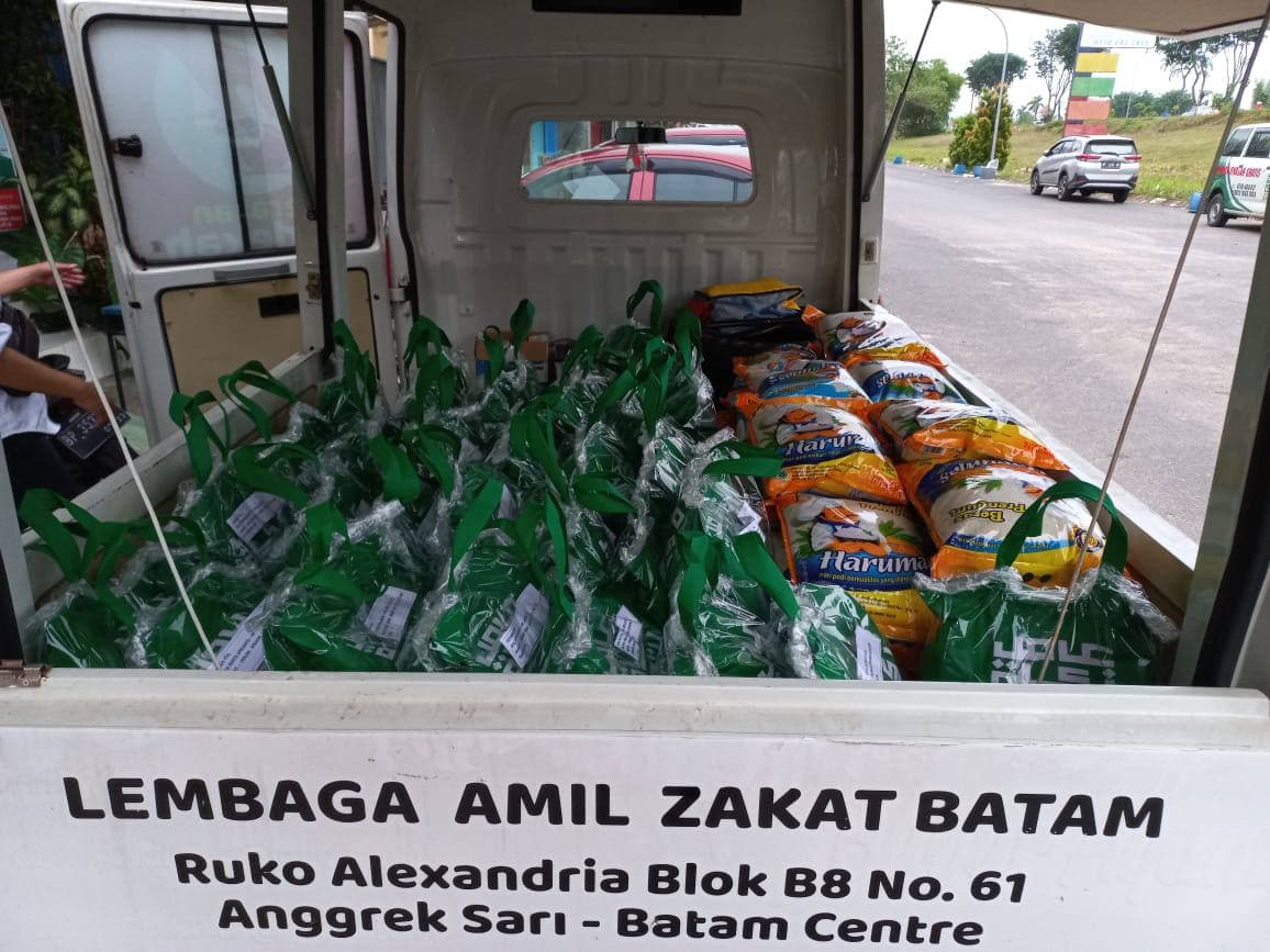 LAZ Batam Bergerak Bantu Sembako untuk Pasien Isoman