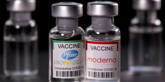 Pejabat Kesehatan China Akui Disuntik Tiga Vaksin Covid-19 Beda Merek