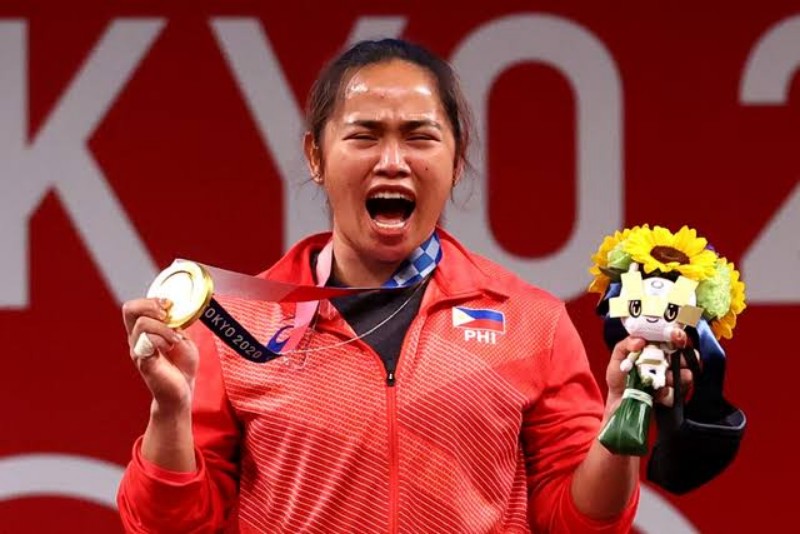 Atlet Peraih Medali Emas Pertama Filipina Dihadiahi Rumah hingga Bensin Gratis