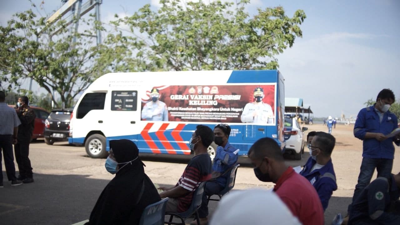 Mobil Gerai Vaksinasi Keliling Sambangi Warga Tanjung Uncang Batam