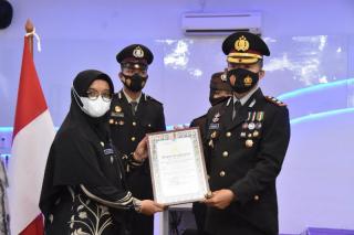 Kelurahan Senggarang Raih Anugerah Pelaksana PPKM Terbaik se-Kepri