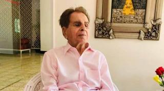 Dilip Kumar Aktor Legendaris India Meninggal Dunia