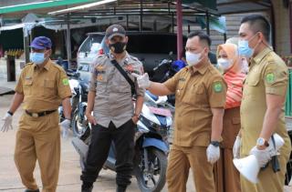 Pantau Prokes di Pancur, Bupati Nizar: Jangan Anggap Enteng Covid-19