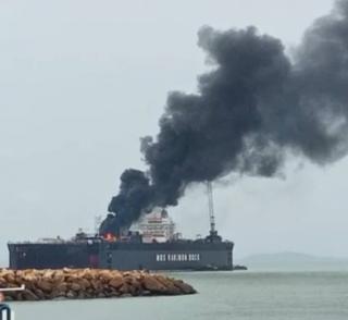 Pernyataan Pertamina Terkait Terbakarnya MT Ketaling di PT MOS Karimun