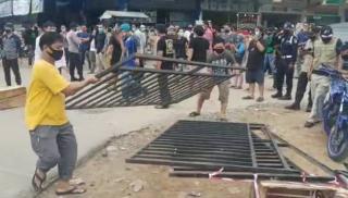 Diprotes Warga, Penyekatan di Tiban Centre Akhirnya Dibongkar