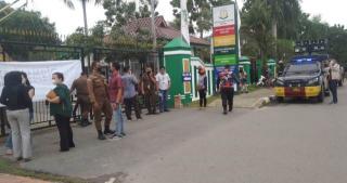 Vaksinasi Corona di Kejari Batam Diserbu Warga, Pendaftar 6 Ribu Orang
