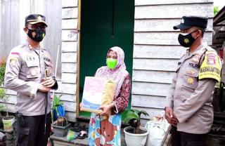 Warga Terdampak PPKM di Natuna Dapat Bantuan Sembako