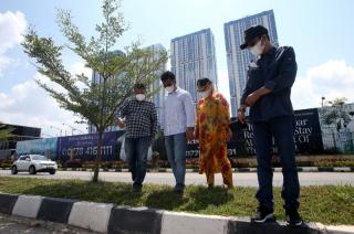 Pemko Batam Pasang PJU di Jalan Laksamana Bintan Biar Berkendara Makin Nyaman
