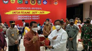 BIN Kepri Fasilitasi Vaksinasi Pelajar di Batam, Brigjen Riza: Ini Instruksi Presiden