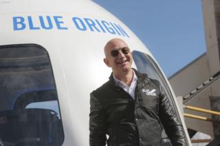 Jeff Bezos Tawari NASA 2 Miliar Dolar AS Tapi Minta Imbalan Kontrak Misi di Bulan