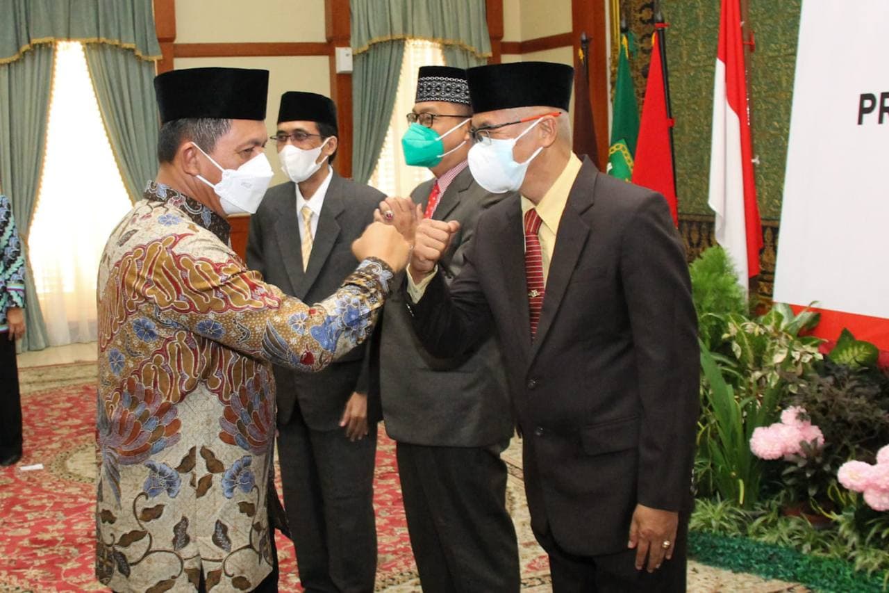 Gubernur Kepri Lantik Ketua Baznas Kepri Periode 2021-2026