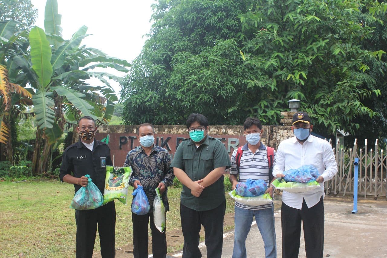 TJK Power Beri Bantuan Sembako untuk Warga Terdampak PPKM di Batam