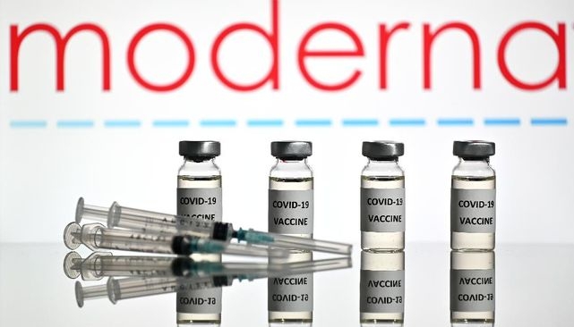 32 Ribu Nakes di Riau Segera Disuntik Booster Vaksin Moderna