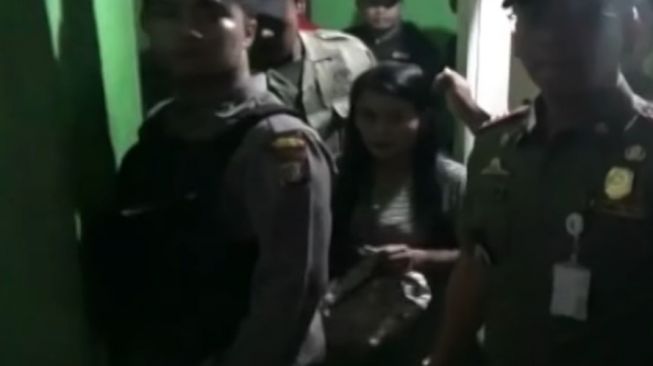 Dua Bandar Narkoba di Karimun Digaruk Tim Panther, Satu Wanita Ikut Digiring