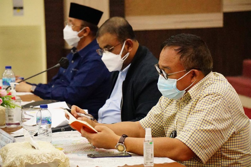 Bupati Rafiq Minta Pasien Positif Covid-19 di Karimun Dikarantina Terpusat