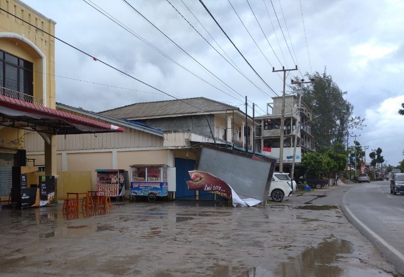 Waspada! Cuaca Ekstrem Intai Natuna