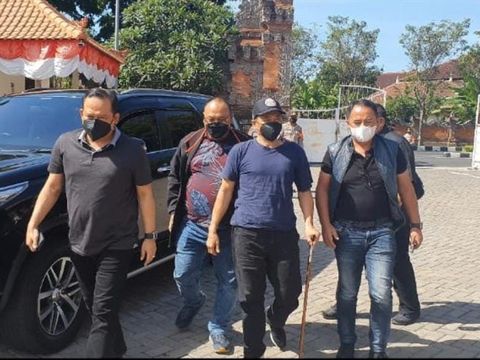 Begini Penampilan Muhammad Kace saat Ditangkap Bareskrim