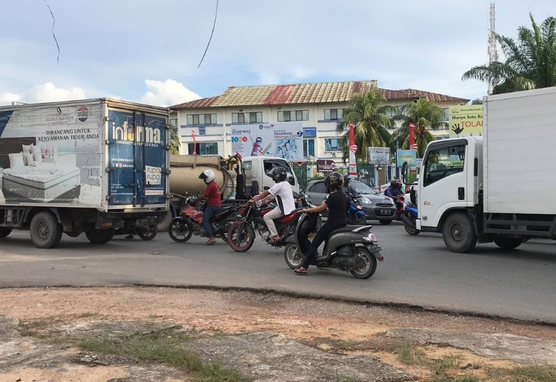 Macet Parah Sore Hari di Simpang Telkom Batam Bikin Risih Pengendara