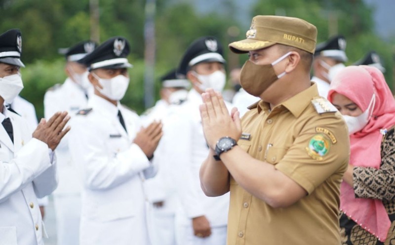 75 Kepala Desa di Lingga Resmi Dilantik, 2 Orang Hadir Virtual