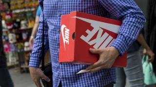 Mobil Hingga Sepatu Nike Diprediksi Bakal Langka, Kok Bisa?