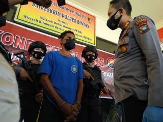 Emosi Ditelpon Tak Diangkat, Duda di Bintan Nekat Bunuh Janda Anak Dua