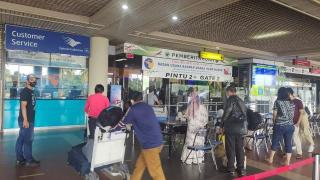 Imigrasi Deportasi 12 WN India yang Masuk Batam saat PPKM