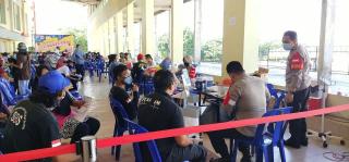 Forkom Sejatim Kota Batam Gandeng Polri Adakan Vaksinasi