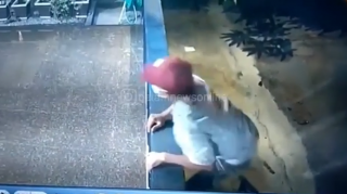 Aksi Maling di Batam Tak Peduli CCTV dan Santai Beraksi