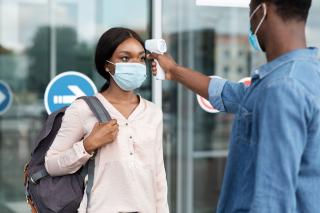 Mal di Singapura Tak Berlakukan Lagi Cek Suhu Tubuh Mulai Pekan Ini