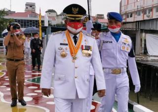 Aunur Rafiq Ajak Masyarakat Karimun Bersama Berjuang Lawan Covid-19