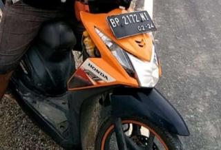 Parkir di Teras Rumah, Honda Beat Warga Sepempang Natuna Raib Digondol Maling