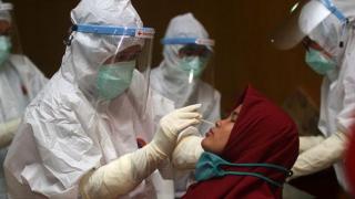 Fakta-fakta Harga Tes Swab PCR Dipangkas Jadi Rp 495.000