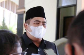 Plt Bupati Bintan Minta Penegak Hukum Selidiki Lelang Online Pulau Tambelan