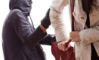 Coba Kabur, 4 Jambret Pegawai SPBU di Batam Ditembak Polisi