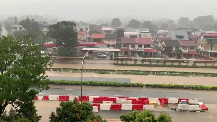 Curah Hujan Terparah dalam 40 Tahun Picu Banjir di Singapura