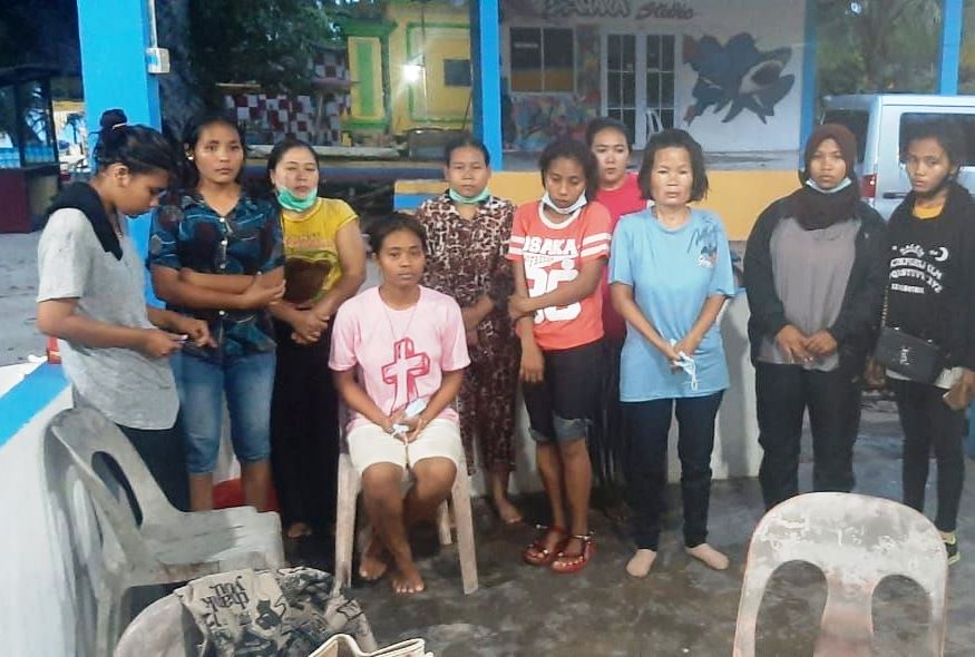 Polda Kepri Tangkap 2 Penyelundup PMI Ilegal, 10 Perempuan Diamankan