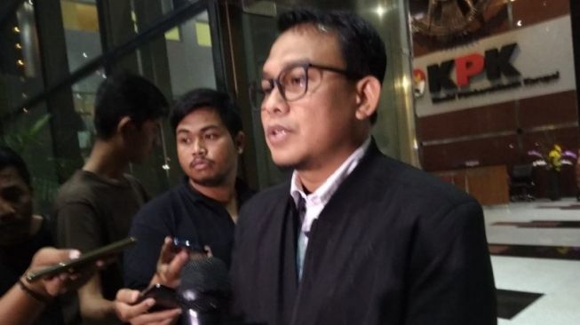 KPK Telisik Dugaan Patgulipat Bupati Apri Sujadi dengan Bobby Jayanto