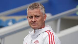 Solskjaer Balas Kritik Ferdinand soal Tingkah Ronaldo