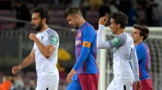 Fans Barca Semprot Ronald Koeman Mainkan Pique Jadi Striker