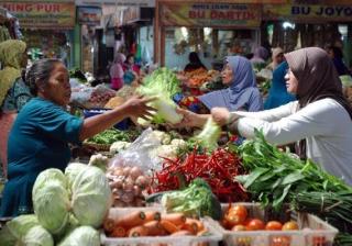 Pedagang Pasar di Pekanbaru Bakal Terima Bantuan Rp1 Juta