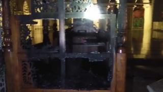 Pemuda Nekat Bakar Mimbar Masjid Raya Makassar