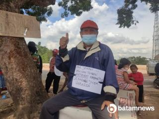 Warga Tembesi Tagih Realisasi Sertifikat Lahan saat Kunjungan Presiden