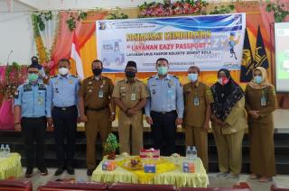 Warga Lingga Bikin Paspor Bisa Lebih Mudah dengan Layanan `Eazy Passport`